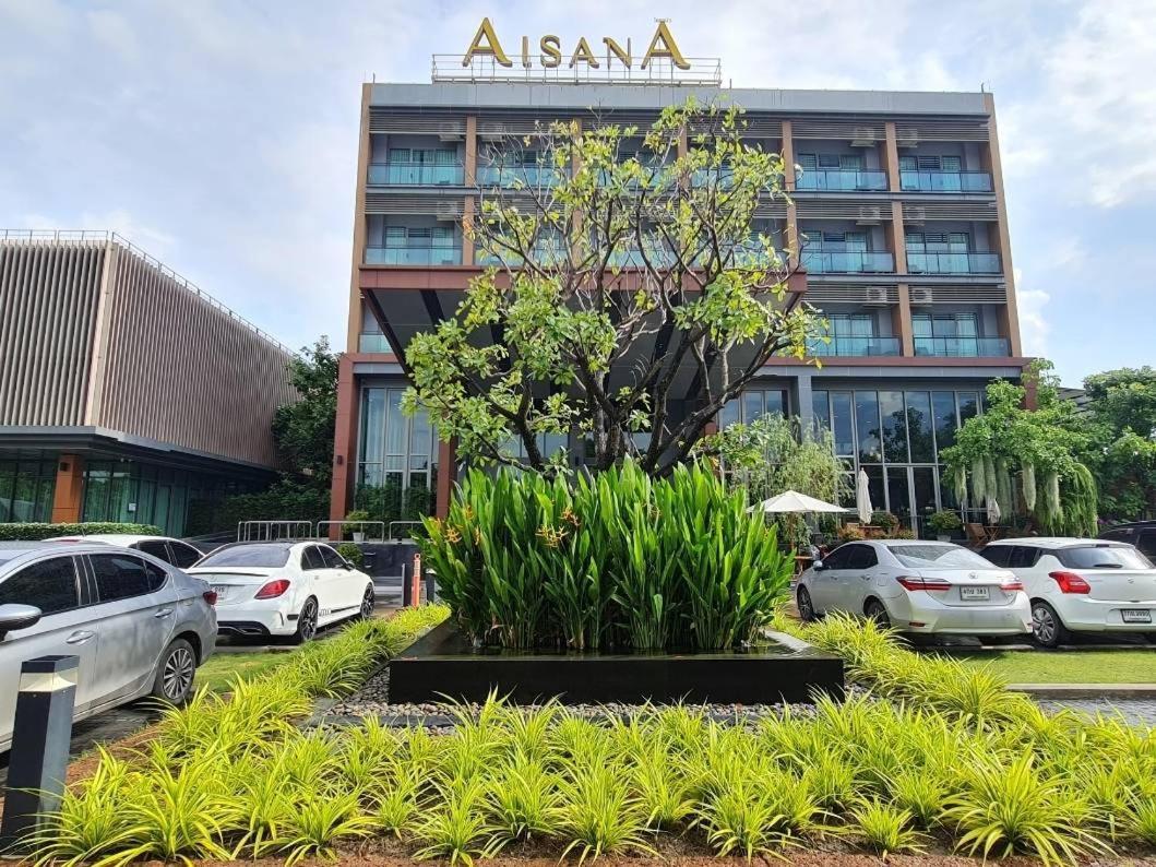 Aisana Hotel Korat Nakhonratchasima Buitenkant foto